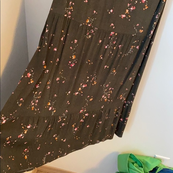 Reitman’s Floral Pattern Swing Dress - Picture 4 of 5